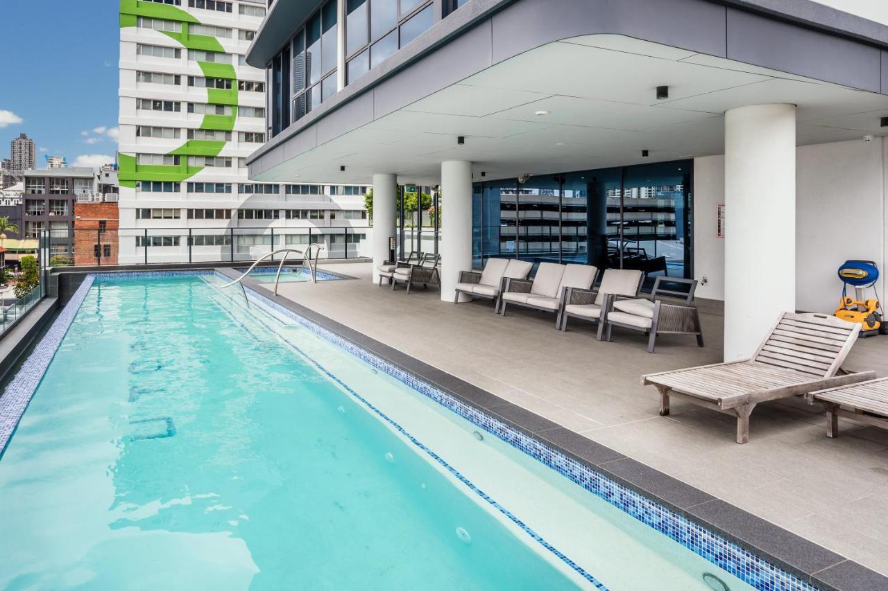 Utopia Apartments By Serain Residences Brisbane Exterior photo