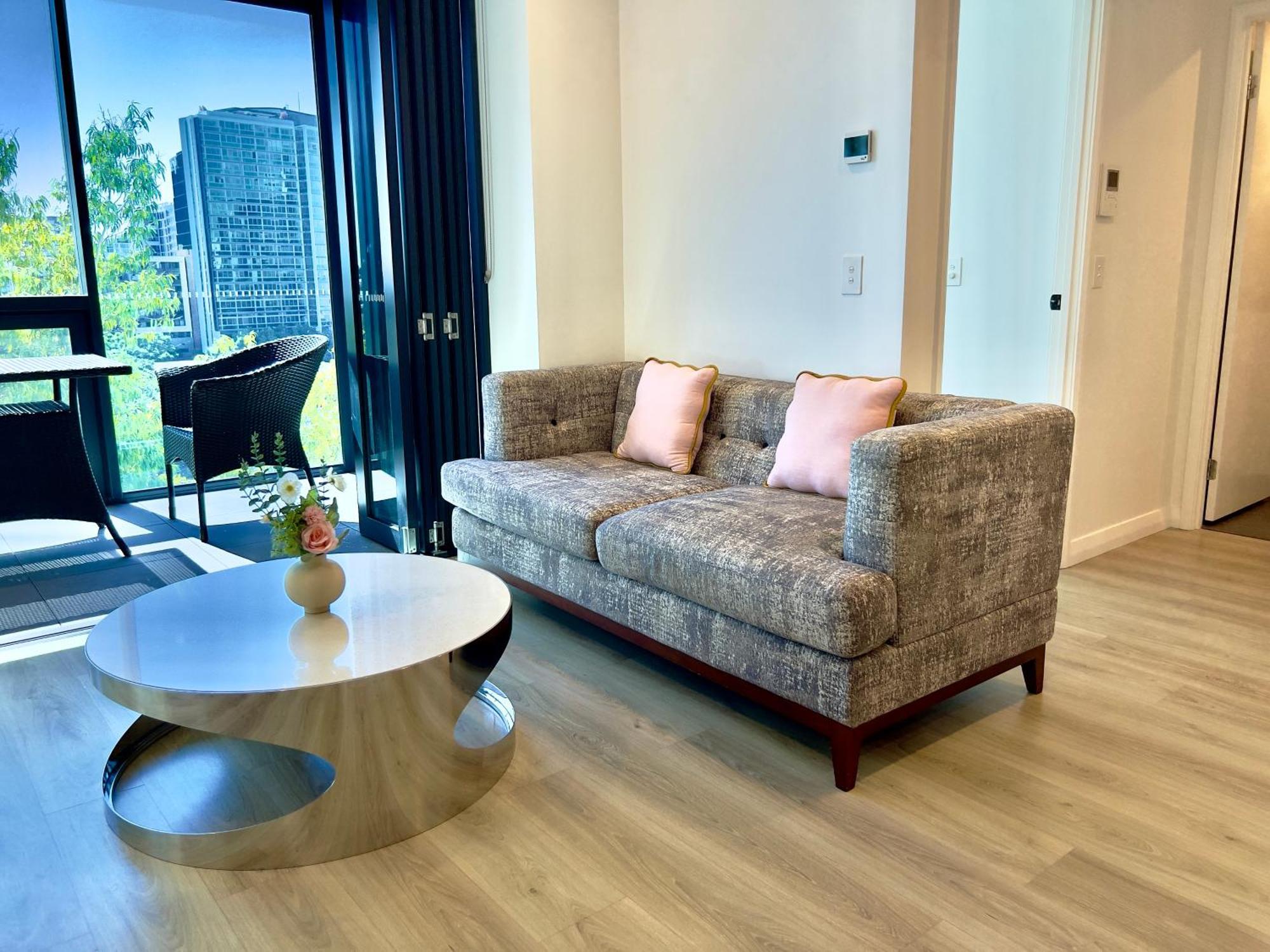 Utopia Apartments By Serain Residences Brisbane Exterior photo